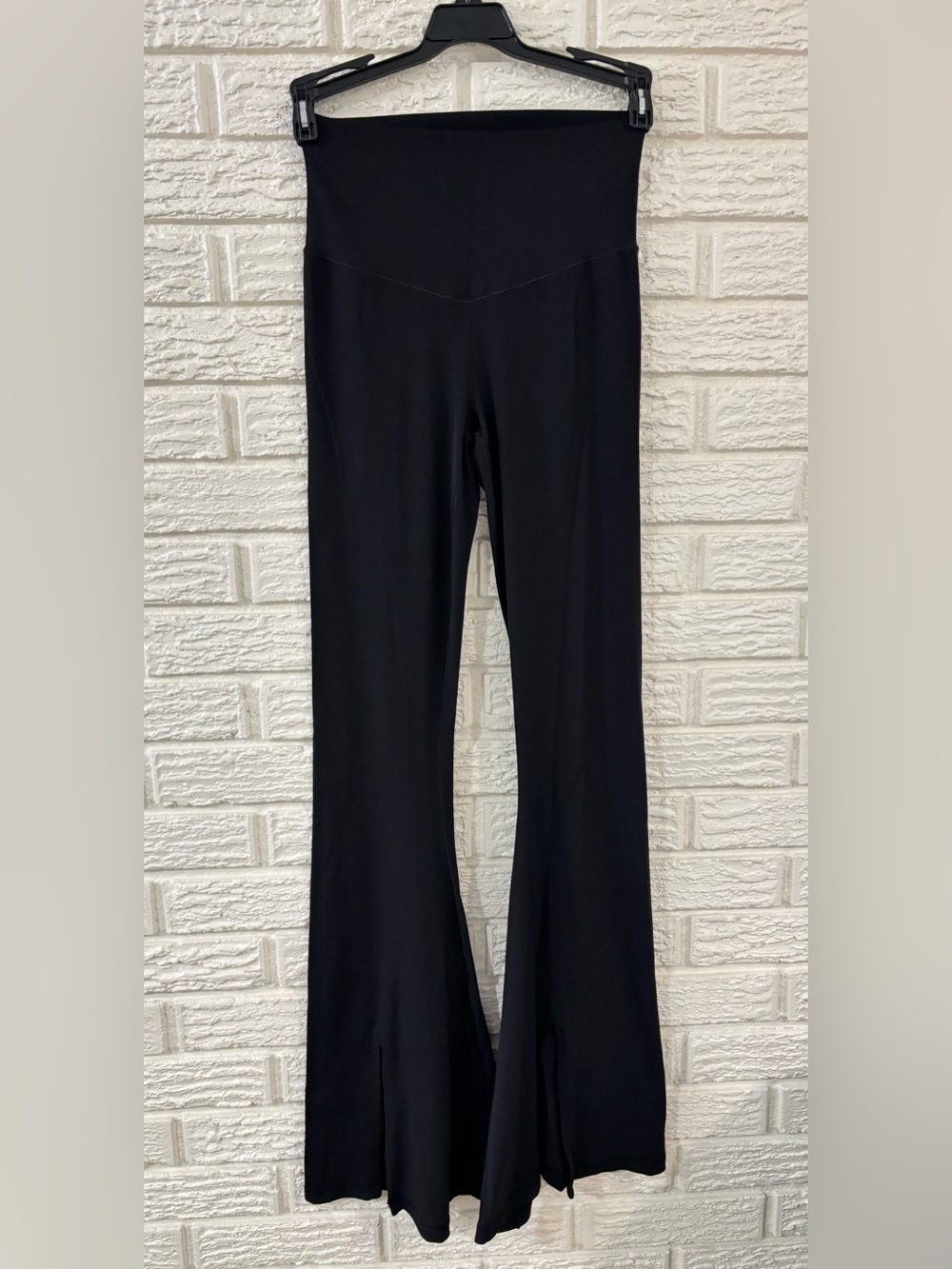 OFFLINE by Aerie Real Me Xtra High Rise Flare Leggings with Split Hem Small